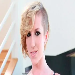 Maia Davis porno yıldızı