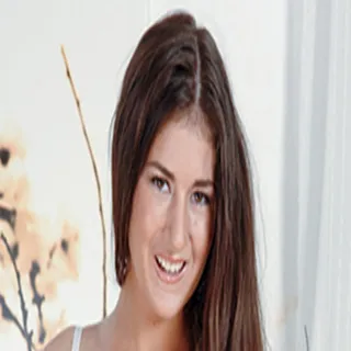 Nessa Shine porno yıldızı