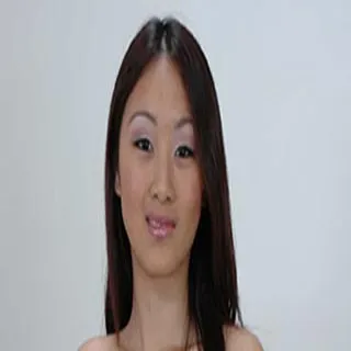 Evelyn Lin porno yıldızı