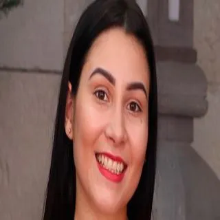 Angie Miller porno yıldızı