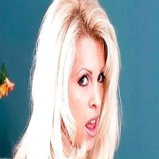Dolly Golden porno yıldızı