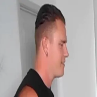 Leo Blue porno yıldızı