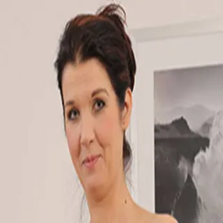 Fernanda Jones porno yıldızı