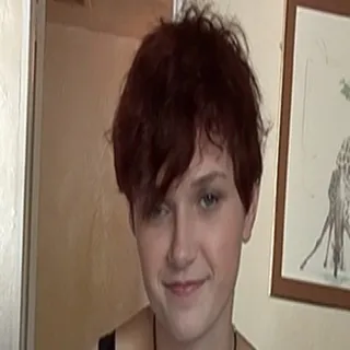 Naomi Clark porno yıldızı