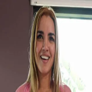 Maii porno yıldızı