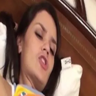 Lara Blatov porno yıldızı