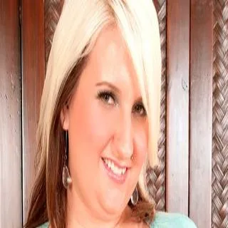 Porsche Dali porno yıldızı