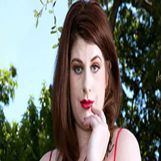 Veronica Bow porno yıldızı