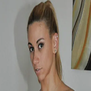 Coco Blue porno yıldızı