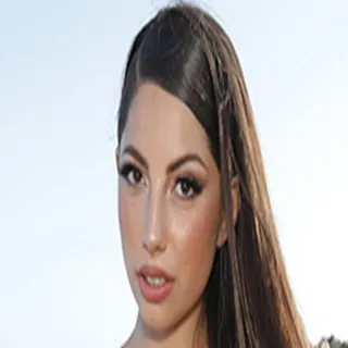Roma Amor porno yıldızı