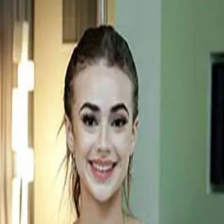 Nikki Nicole porno yıldızı