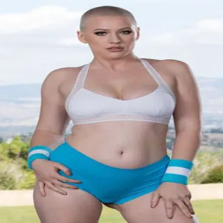 Riley Nixon porno yıldızı