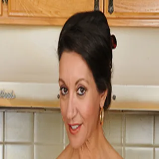 Persia Monir porno yıldızı