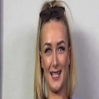 Elena Lux porno yıldızı