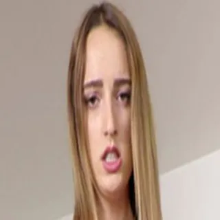 Anna Khara porno yıldızı