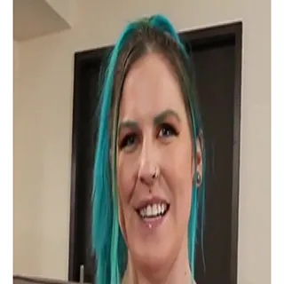 Nikki Zee porno yıldızı