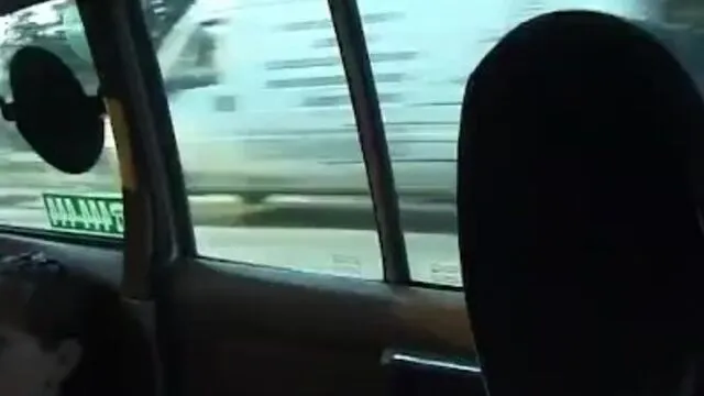 Esmer Kadının Halka Açık Amatör Seks ve Sert Sikişi
