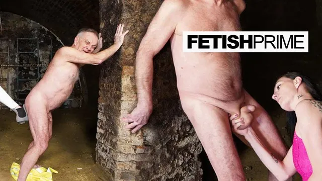 Dirty Gunther'in Bağlı ve Sert Seks