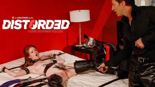 Nikki Rhodes'in bağlı ve erotik porno sahnesi