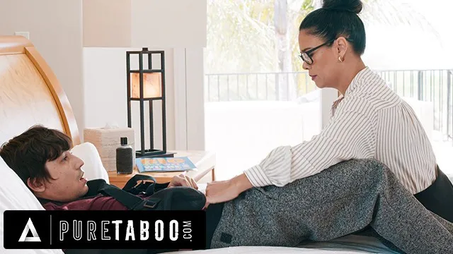 Dana Vespoli'nin Köpek Pozisyonu Sikiş Sahnesi