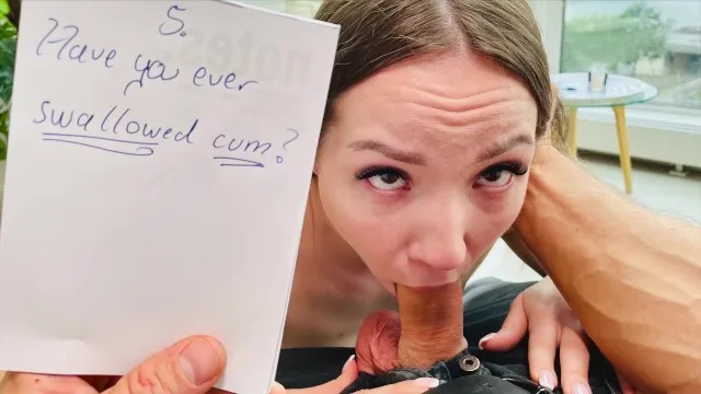 Kate Quinn ve Kate Black'in Masum Okul Kızı Pornosu