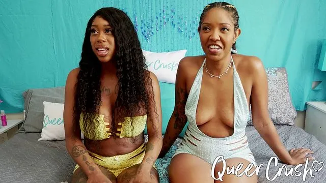 Lotus Lain'in sahne arkası porno ve sikiş sahnesi