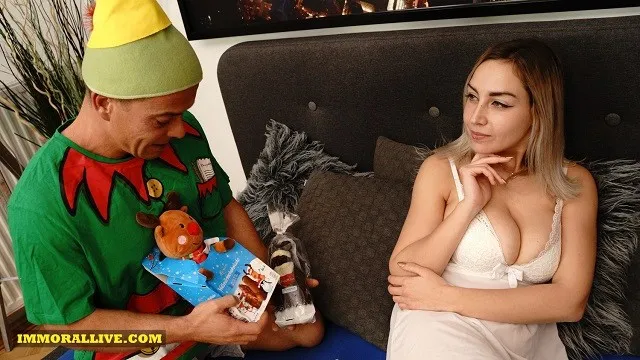 Matt Bird'in Noel'de Üvey Anneyle Sert ve Tutkulu Seks Anı