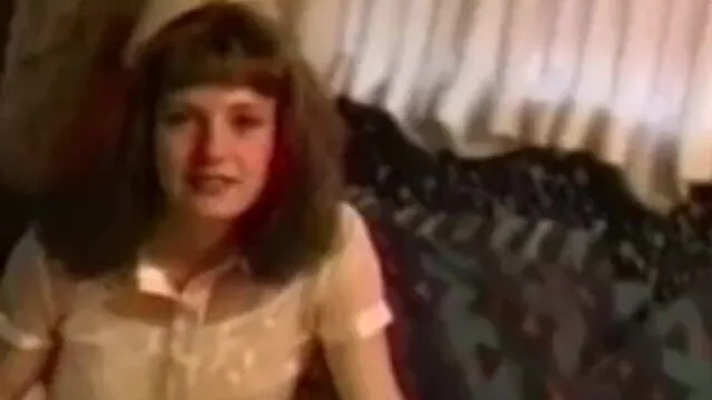 Genç Kızın Ateşli Sakso ve Porno Sahnesi