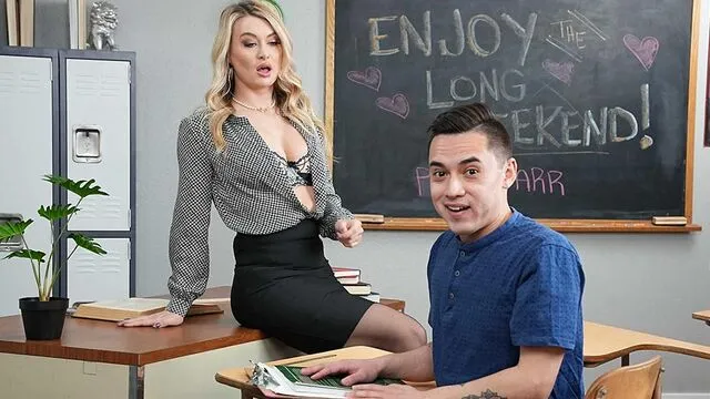 Natalia Starr'ın Yatak Odasında Oral İlişki ve Seks