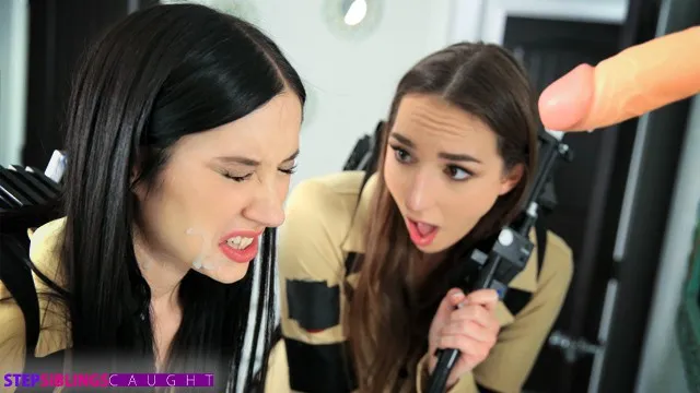 Andi Rose ve Kyle Mason'un Üçlü Seks Anları