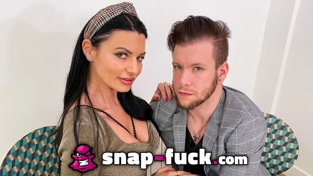 Ania Kinski ile Büyük Göğüslü ve Fransız Seks ve Sikiş Deneyimi