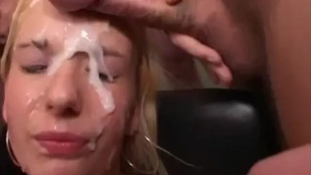 Genç Kızların Seksüel ve Tutkulu Anları