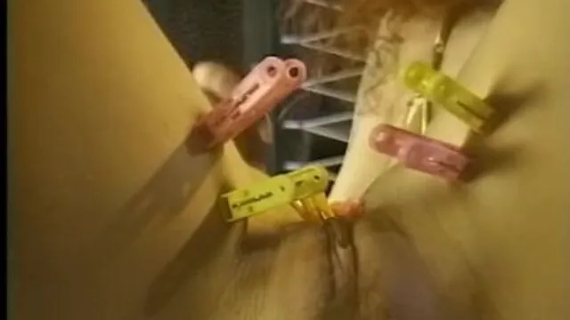 Anne ve Kızıl Saçlı Kızların Lezbiyen Anları ve Porno