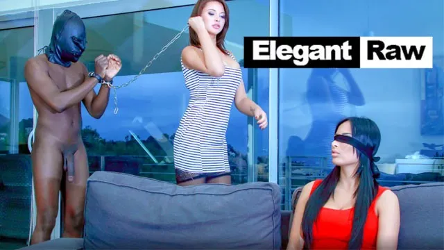 Anissa Kate ve Anna Polina'nın Ateşli Üçlü Seks Macerası