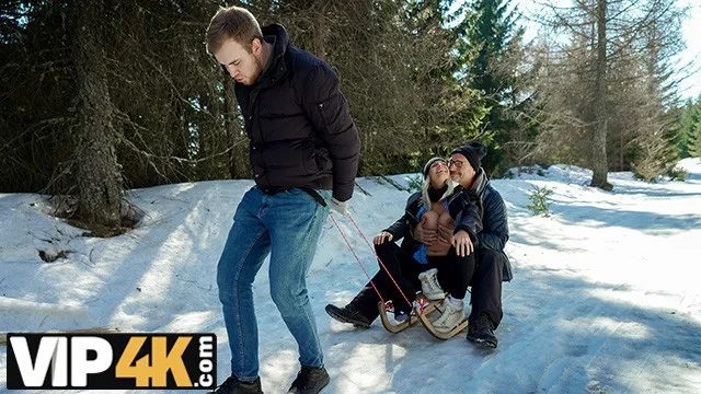 Büyük göğüsleri ile dikkat çeken Lucette Nice'in sikiş deneyimi