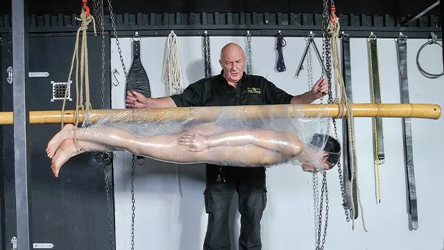 Ateşli ve Porno Rol Yapma Sahnesi