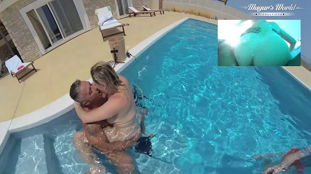 Mugur Porn'un sarışın ve tutkulu seks anları