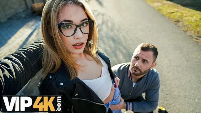 Rika Fane'in Dövmeli ve Seks