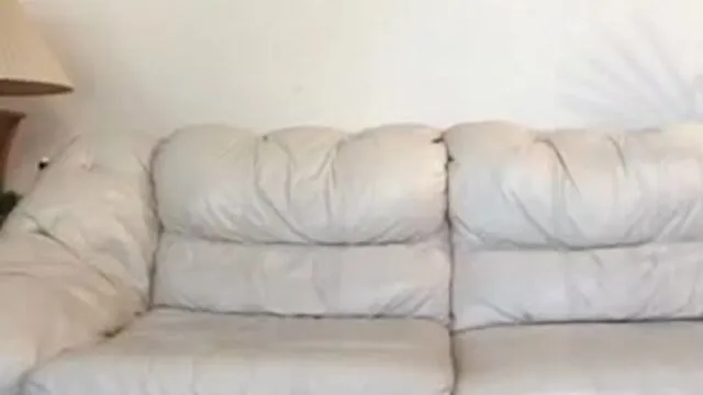 Genç Kızın Parmaklama Sahnesi Seks Videosu