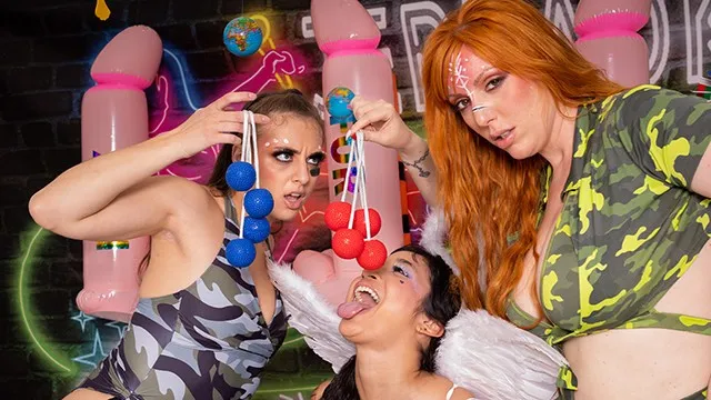 Lauren Phillips ve Gia Derza'nın Büyük Göğüsler ve Lezbiyen Seksi