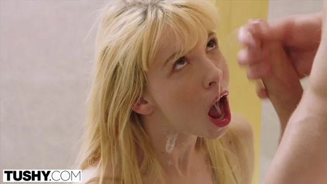 Yetenekli Kenzie Reeves'in anal seks ve sakso performansı