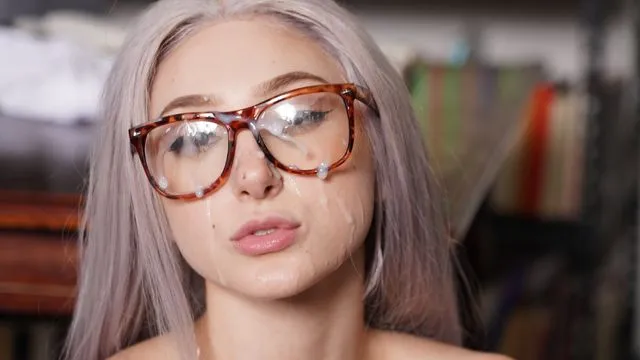 Skylar Vox'un Gizli ve Ateşli Seks Anları