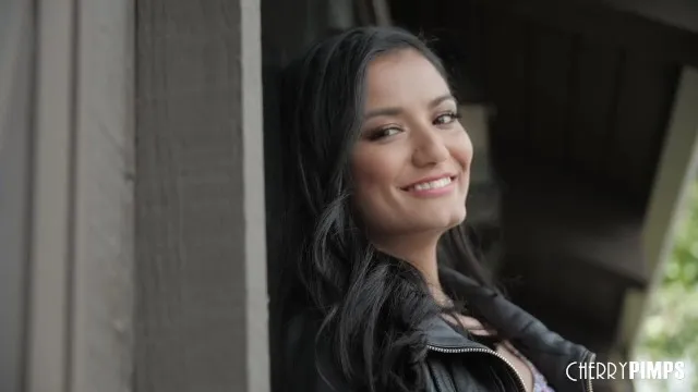 Viva Athena'nın Esmer ve Oral Seks Anları