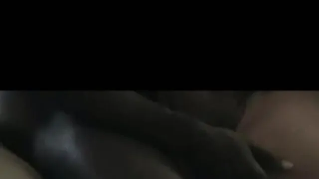 Sevgilinin seksi eylemleri ve ırklar arası sikiş deneyimi