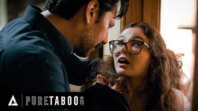 Leana Lovings ve Tommy Pistol'ın yüz amcığı sikiş trailerı