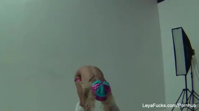 Leya Falcon'un Roller Skates ve Seks Sahnesi