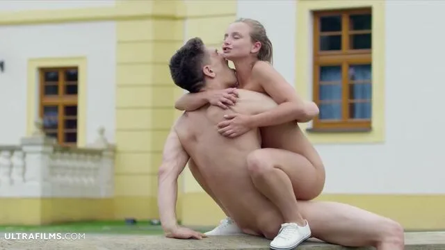 Lady Bug'un Genç Kızların Seks Macerası ve Porno Anları