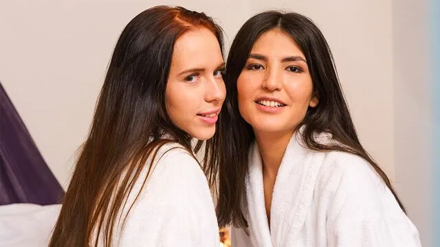Parish ve Jessy F'nin Lezbiyen ve Parmaklama ile Dolu Seks Videoları