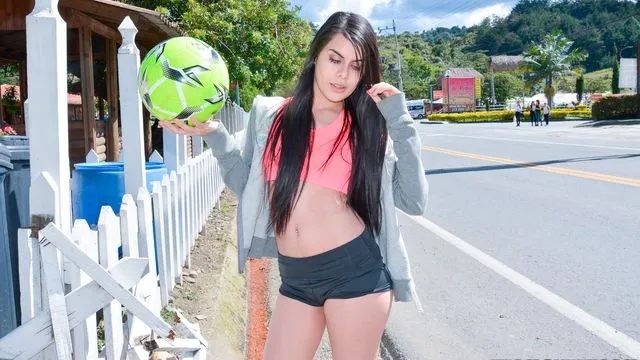 Sert Kimberly Rey'in Oral Seks ve Sikiş Anları