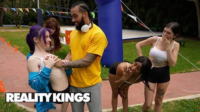 James Angel'in Derin Boğazlı ve Büyük Penisli Seks Sahnesi